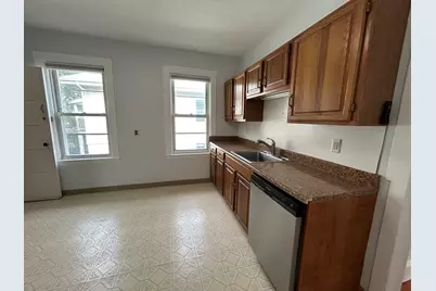 17 Oakland #17, Watertown, MA 02472 - Photo 9