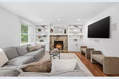 25 North St, Hopkinton, MA 01748 - Photo 3