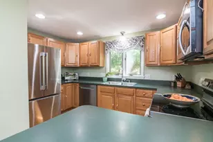 38 Donald Ave, East Longmeadow, MA 01028 - Photo 9
