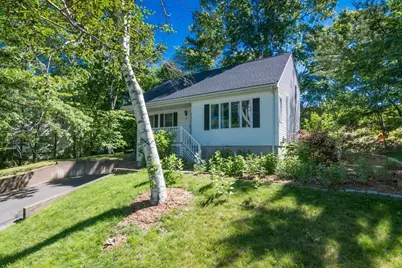 38 Donald Ave, East Longmeadow, MA 01028 - Photo 3