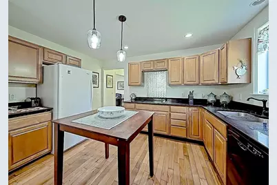 46 Broad St, Rehoboth, MA 02769 - Photo 9