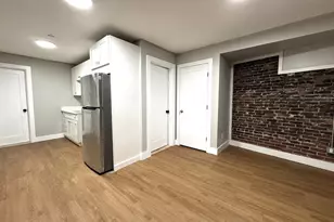 189 E Merrimack St, Lowell, MA 01852 - Photo 5