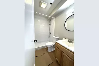 189 E Merrimack Street #13, Lowell, MA 01852 - Photo 7