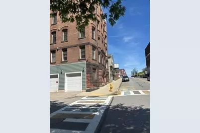 257 Pleasant St #9, Worcester, MA 01609 - Photo 3