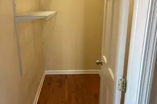 257 Pleasant St, Worcester, MA 01609 - Photo 9