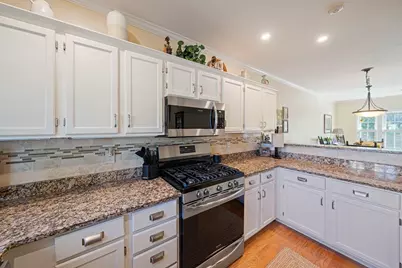 267 Allerton Commons Ln #267, Braintree, MA 02184 - Photo 3