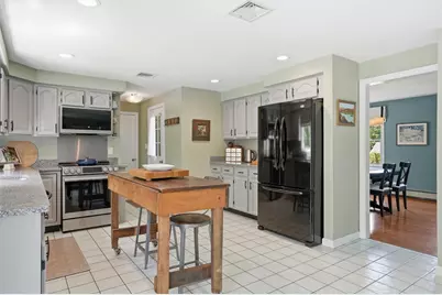 29 Walter Faunce Rd, Kingston, MA 02364 - Photo 7