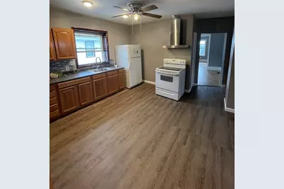 93 Sterling St, Worcester, MA 01610 - Photo 9
