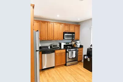 764 E 6th St #1, Boston, MA 02127 - Photo 3