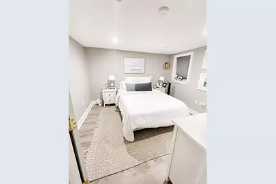 764 E 6th St #1, Boston, MA 02127 - Photo 7