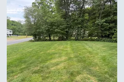21 Forest St, Pembroke, MA 02359 - Photo 3