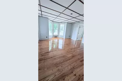 111-113 Bay, Springfield, MA 01109 - Photo 9