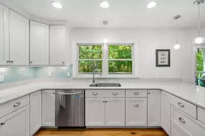 4 Deer Haven Rd, Beverly, MA 01915 - Photo 5