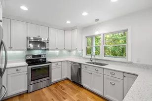 4 Deer Haven Rd, Beverly, MA 01915 - Photo 3
