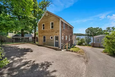 11 Beech Ln, Amesbury, MA 01913 - Photo 1