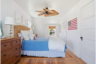 26 Manomet Ave, Hull, MA 02045 - Photo 17
