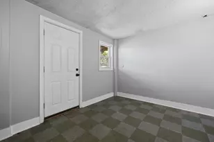 108 Marlborough St, Chelsea, MA 02150 - Photo 25