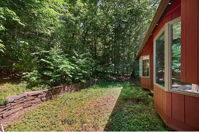 15 Red Fox Ln, Amherst, MA 01002 - Photo 27