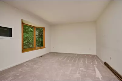 15 Red Fox Ln, Amherst, MA 01002 - Photo 7
