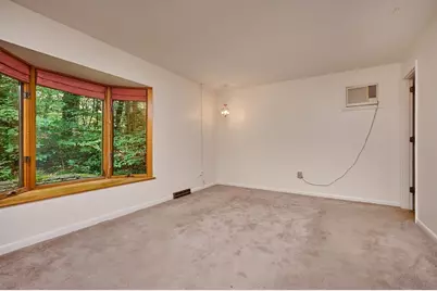15 Red Fox Ln, Amherst, MA 01002 - Photo 11