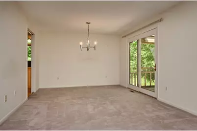 15 Red Fox Ln, Amherst, MA 01002 - Photo 5