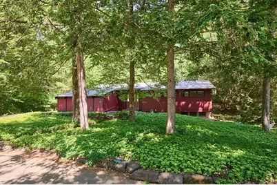 15 Red Fox Ln, Amherst, MA 01002 - Photo 1