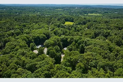 15 Red Fox Ln, Amherst, MA 01002 - Photo 33