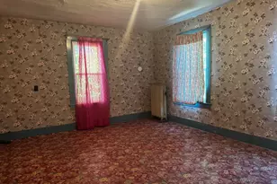 47 Ward St, Chicopee, MA 01020 - Photo 7