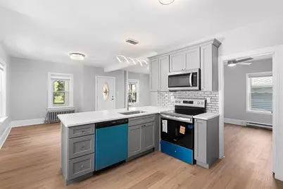 386 Thacher St, Attleboro, MA 02703 - Photo 5