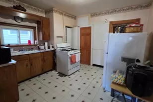 74 Wordsworth St, Revere, MA 02151 - Photo 7