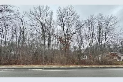 36 Lake Parkway, Webster, MA 01570 - Photo 3