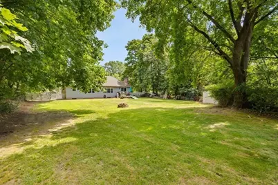 115 Springhill Ave, Bridgewater, MA 02324 - Photo 15