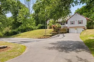 115 Springhill Ave, Bridgewater, MA 02324 - Photo 17
