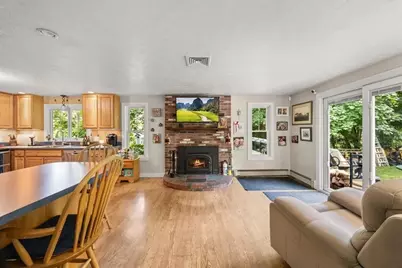 115 Springhill Ave, Bridgewater, MA 02324 - Photo 3
