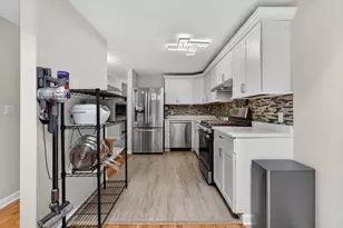 104 Brook St, Haverhill, MA 01832 - Photo 5