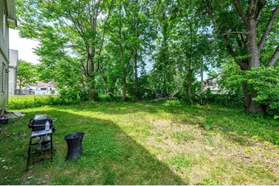 128-130 Kensington Ave, Springfield, MA 01108 - Photo 3