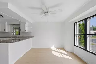 4 Liberty St, West Bridgewater, MA 02379 - Photo 11