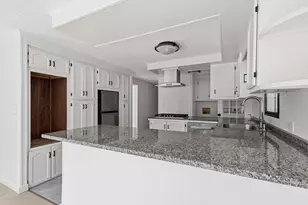 4 Liberty St, West Bridgewater, MA 02379 - Photo 9