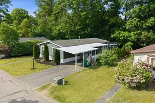 4 Liberty St, West Bridgewater, MA 02379 - Photo 3