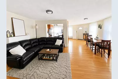 135 Walnut St. #1, Somerville, MA 02145 - Photo 3