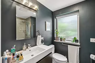 7 Howard St, Salem, MA 01970 - Photo 19