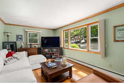 12 Ruby Rd, Saugus, MA 01906 - Photo 5
