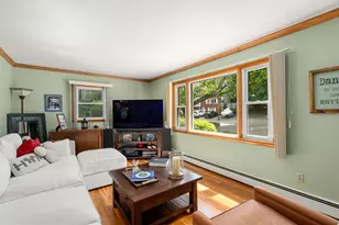 12 Ruby Rd, Saugus, MA 01906 - Photo 5