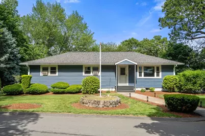 12 Ruby Rd, Saugus, MA 01906 - Photo 3