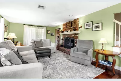 19 Old Bridge Rd, Hanover, MA 02339 - Photo 5