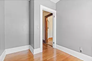 9 Romsey St, Boston, MA 02125 - Photo 13