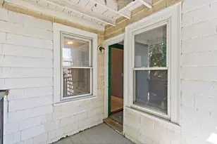 9 Romsey St, Boston, MA 02125 - Photo 31