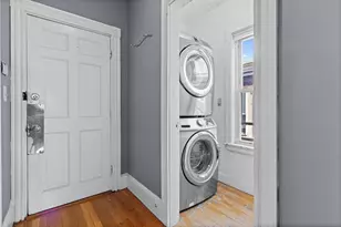 9 Romsey St, Boston, MA 02125 - Photo 29
