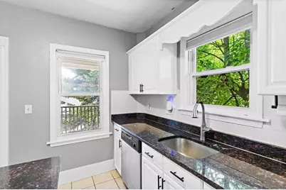 9 Romsey St #3, Boston, MA 02125 - Photo 19