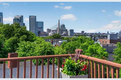 4 Mount Vernon Avenue #3, Boston, MA 02129 - Photo 31